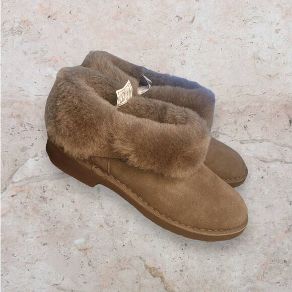 UGG Ankle Booties Wool Beige Buckle Winter Boots Size 7 - Picture 1 of 8